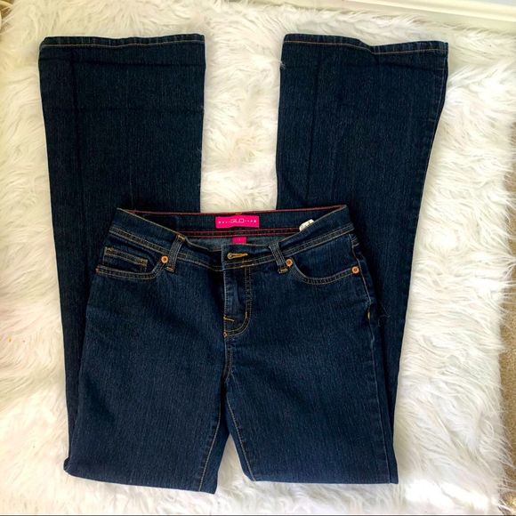 GLO authentic flare jeans . Size 3. - Picture 4 of 7